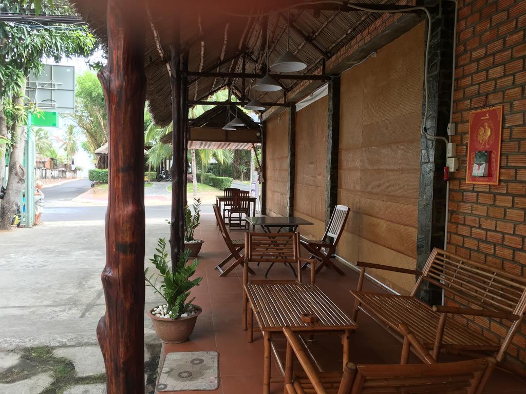 โรงแรมเชา ฟานเที้ยต ภายนอก รูปภาพ